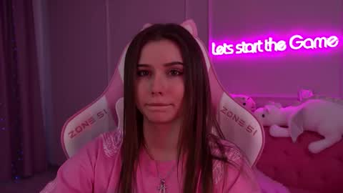 Diana online show from February 2025 05:13:02 AM