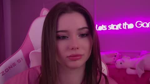 Diana online show from March 2025 06:33:02 PM