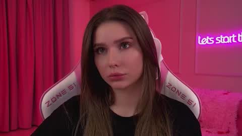 Diana online show from February 2026 06:26:01 PM