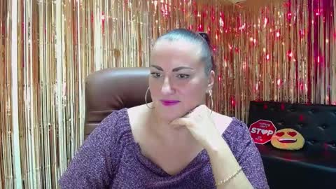 Snapshot of dianamgg chatting on October 2025 05:22:02 PM Diana online show from October 2025 05:22:02 PM