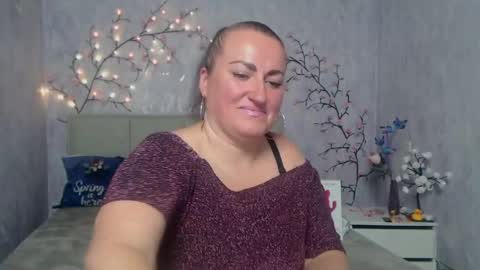 Diana online show from April 2026 07:11:02 AM
