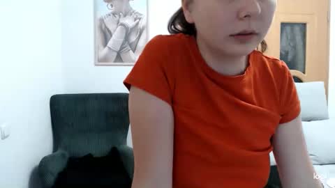 dianasmiey7 online show from December 2025 09:46:02 PM