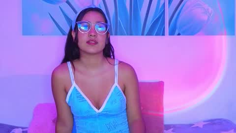 Snapshot of dianayleo chatting on November 2025 01:59:02 PM Ana Leo online show from November 2025 01:59:02 PM