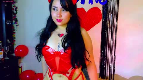 Snapshot of diane_1 chatting on February 2025 11:53:01 AM DIANE online show from February 2025 11:53:01 AM