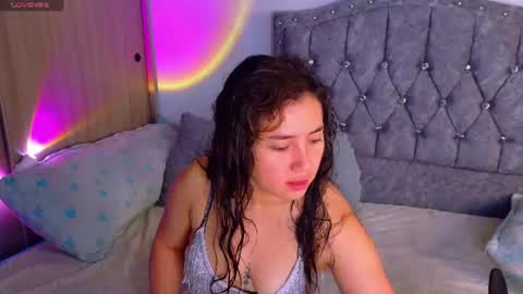Snapshot of diane_1 chatting on July 2026 11:05:01 AM DIANE online show from July 2026 11:05:01 AM