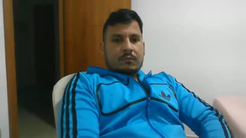Snapshot of diangohetero21cm chatting on December 2024 08:05:01 PM diangohetero21cm online show from December 2024 08:05:01 PM