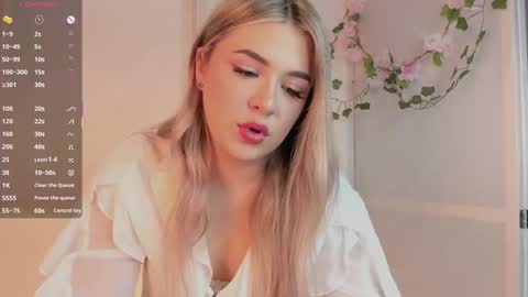 Snapshot of diannedibartolo chatting on September 2025 07:39:01 PM diannedibartolo online show from September 2025 07:39:01 PM