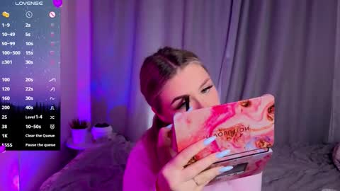 Snapshot of diannedibartolo chatting on November 2025 07:01:02 PM diannedibartolo online show from November 2025 07:01:02 PM