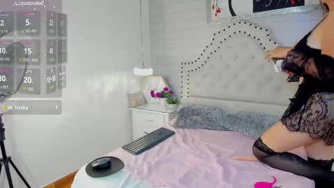 call me princess dianne  online show from October 2025 07:14:02 PM