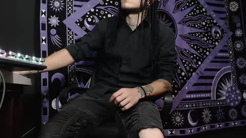 DICAPRIO online show from January 2025 11:48:01 PM