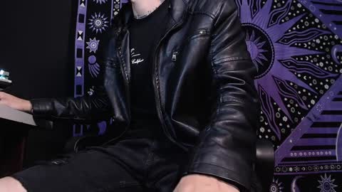 DICAPRIO online show from January 2025 12:39:02 AM