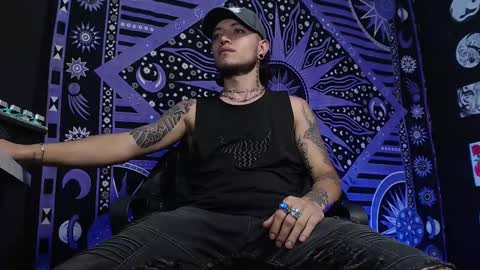 DICAPRIO online show from February 2025 09:36:01 PM