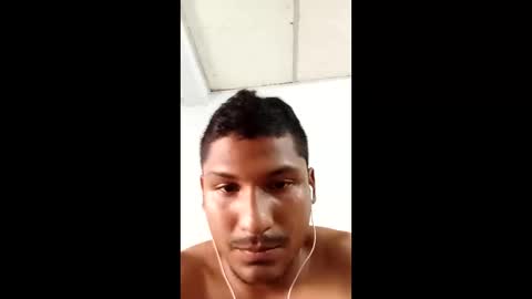 Snapshot of dick774369 chatting on January 2025 09:32:02 PM dick774369 online show from January 2025 09:32:02 PM
