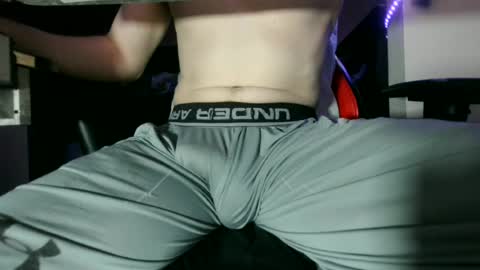 Dick And Muscle online show from August 2026 01:14:01 PM