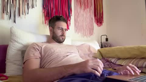 Im Julian  all cum shot videos here    online show from October 2025 03:34:01 PM
