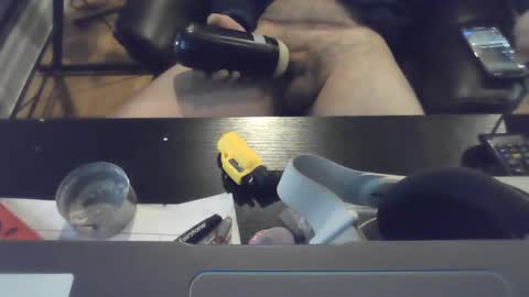 Snapshot of dickrb1984 chatting on February 2025 11:09:01 AM dickrb1984 online show from February 2025 11:09:01 AM