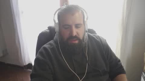 Snapshot of dicristalino chatting on May 2026 02:23:01 PM Cristian Dipolino online show from May 2026 02:23:01 PM