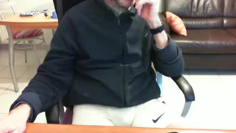 didonc from france..... online show from April 2026 07:16:01 PM