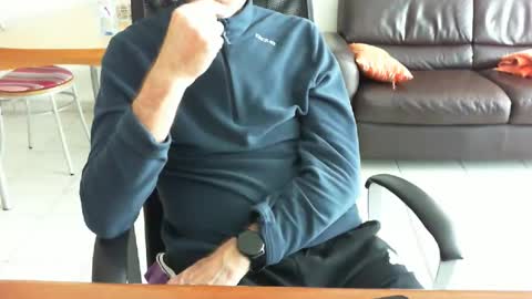 didonc from france..... online show from May 2026 03:07:02 PM