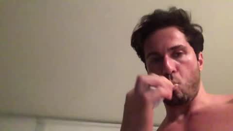 Snapshot of diegodavids chatting on December 2024 03:14:02 AM diegodavids online show from December 2024 03:14:02 AM