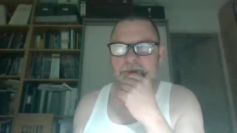 Snapshot of dierenfeld chatting on March 2026 09:15:01 PM dierenfeld online show from March 2026 09:15:01 PM