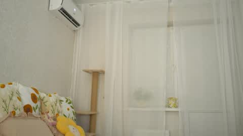 Sophie online show from April 2026 03:29:01 PM