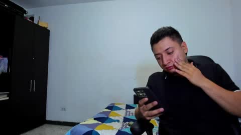 Snapshot of diiego_xxx chatting on April 2026 01:38:01 AM diiego_xxx online show from April 2026 01:38:01 AM