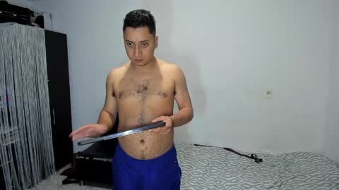 Snapshot of diiego_xxx chatting on May 2026 08:42:01 AM diiego_xxx online show from May 2026 08:42:01 AM
