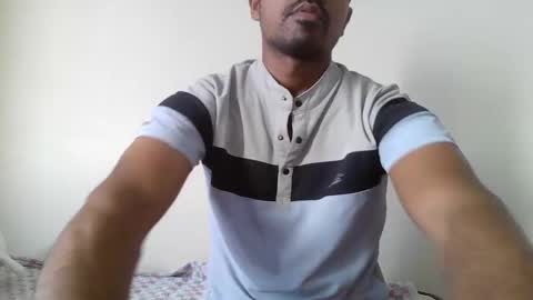 dilip_09 online show from February 2025 12:38:02 AM