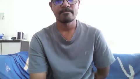 dilip_09 online show from October 2025 02:53:01 AM