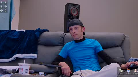 Snapshot of dilldough405 chatting on December 2024 12:37:01 AM Dilldough405 online show from December 2024 12:37:01 AM