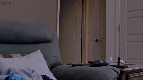 Snapshot of dilldough405 chatting on December 2024 03:31:02 PM Dilldough405 online show from December 2024 03:31:02 PM