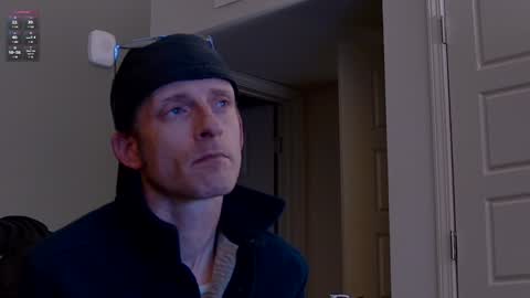 Snapshot of dilldough405 chatting on December 2024 09:22:01 AM Dilldough405 online show from December 2024 09:22:01 AM