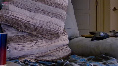 Snapshot of dilldough405 chatting on December 2024 12:27:02 PM Dilldough405 online show from December 2024 12:27:02 PM