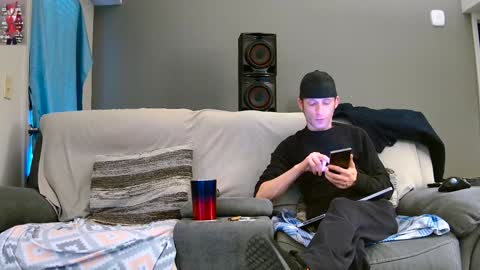 Snapshot of dilldough405 chatting on January 2025 02:35:02 PM Dilldough405 online show from January 2025 02:35:02 PM