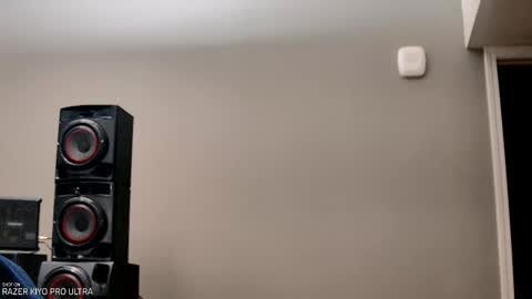 Snapshot of dilldough405 chatting on March 2025 10:04:02 PM Dilldough405 online show from March 2025 10:04:02 PM