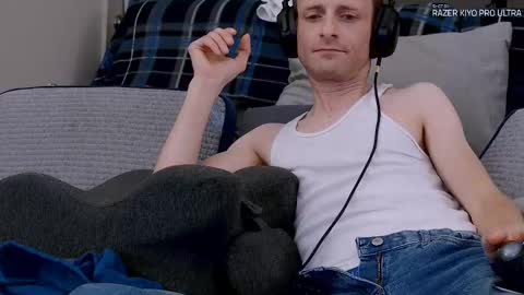 Snapshot of dilldough405 chatting on September 2025 05:29:01 AM Dilldough405 online show from September 2025 05:29:01 AM