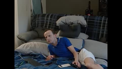 Snapshot of dilldough405 chatting on October 2025 03:04:01 AM Dilldough405 online show from October 2025 03:04:01 AM