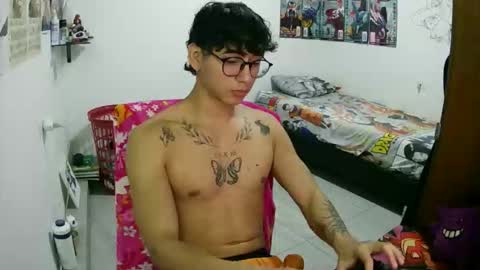 Snapshot of dillom420 chatting on January 2026 03:45:02 AM dillom420 online show from January 2026 03:45:02 AM