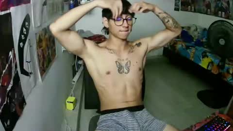 Snapshot of dillom420 chatting on July 2026 03:42:01 AM dillom420 online show from July 2026 03:42:01 AM