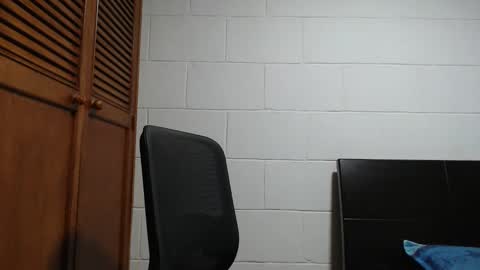 Dimitri online show from February 2026 05:03:02 AM