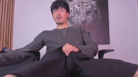 Dimitri online show from October 2025 08:17:02 PM