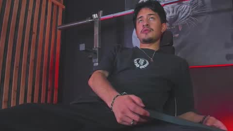 Dimitri online show from November 2025 08:52:01 PM