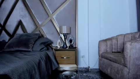 dimitriklein online show from October 2025 10:50:01 AM