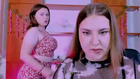 dina_bloom online show from June 2026 06:54:01 PM