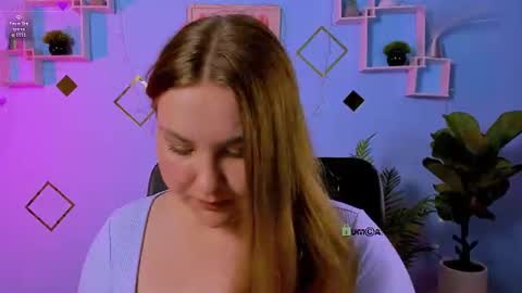 dina_bloom online show from June 2026 06:53:02 PM