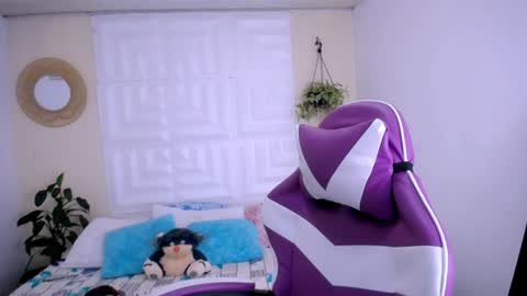 DINA online show from June 2026 06:22:02 PM