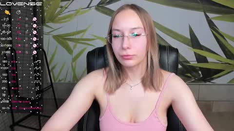 Dina online show from March 2026 12:52:02 AM