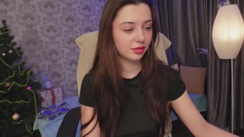 Snapshot of dinacandy chatting on December 2024 01:36:02 PM dinacandy online show from December 2024 01:36:02 PM