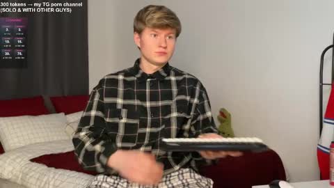 Vlad Dinovich online show from February 2026 02:02:01 PM